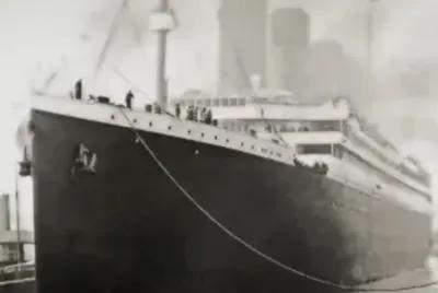 Titanic poster1