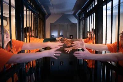 THE PRISON poster2